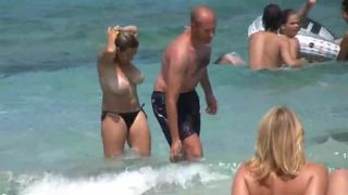 Big Boobs Topless Beach - Topless beach Porn and Sex Videos - xHamster